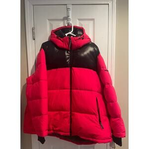 BCBGeneration red/black puffer jacket, C10